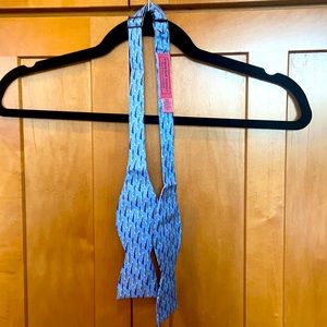 Vineyard Vines Bow tie